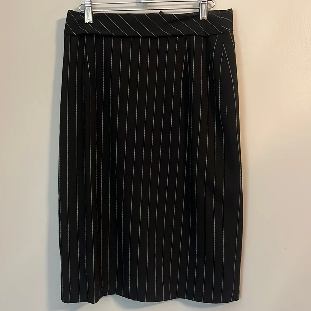 Mondi Vintage Wool Black with White Pinstripe A-Line Skirt Size 42EU, 6/8US